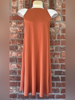 Sleeveless Ribbed Midi Tank Dress in Rust Orange Size Medium